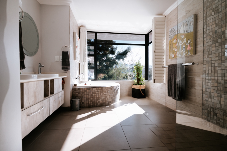 3 Bedroom Property for Sale in Welgelegen Western Cape